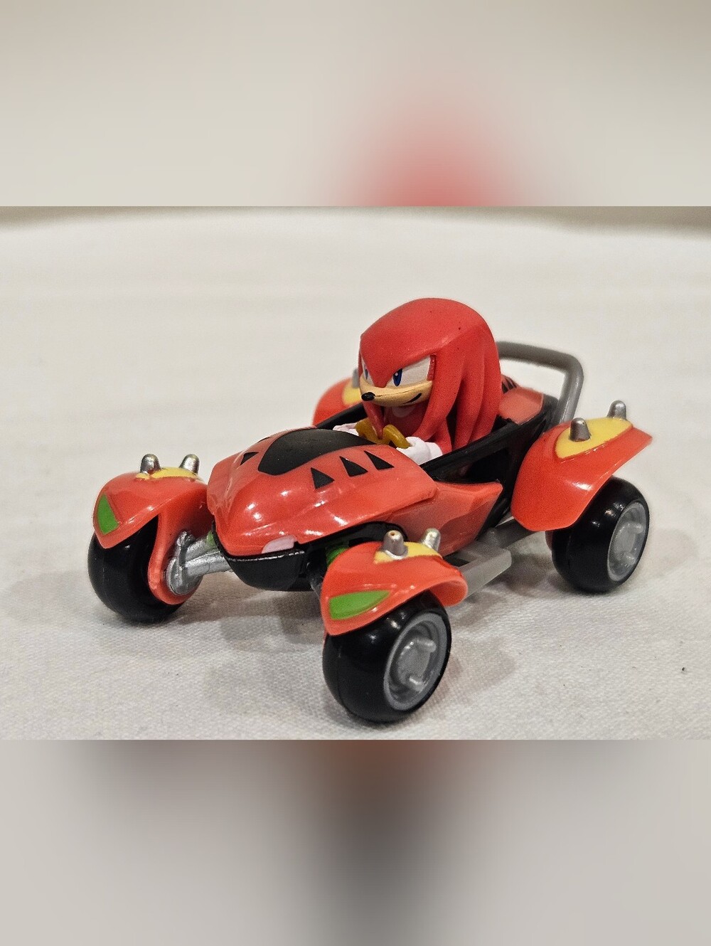 Sonic the Hedgehog Team Racing Knuckles Diecast Figure Vehicle Jakks
